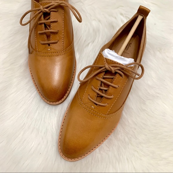 Frye Grace CVO Oxford Flat Tobacco - Picture 5 of 14